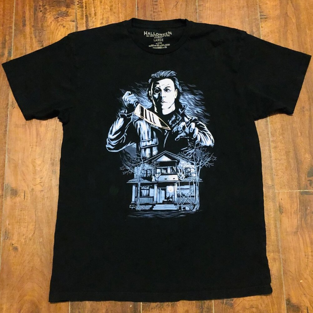 NWOT MICHAEL MYERS HALLOWEEN THE CURSE T-SHIRT